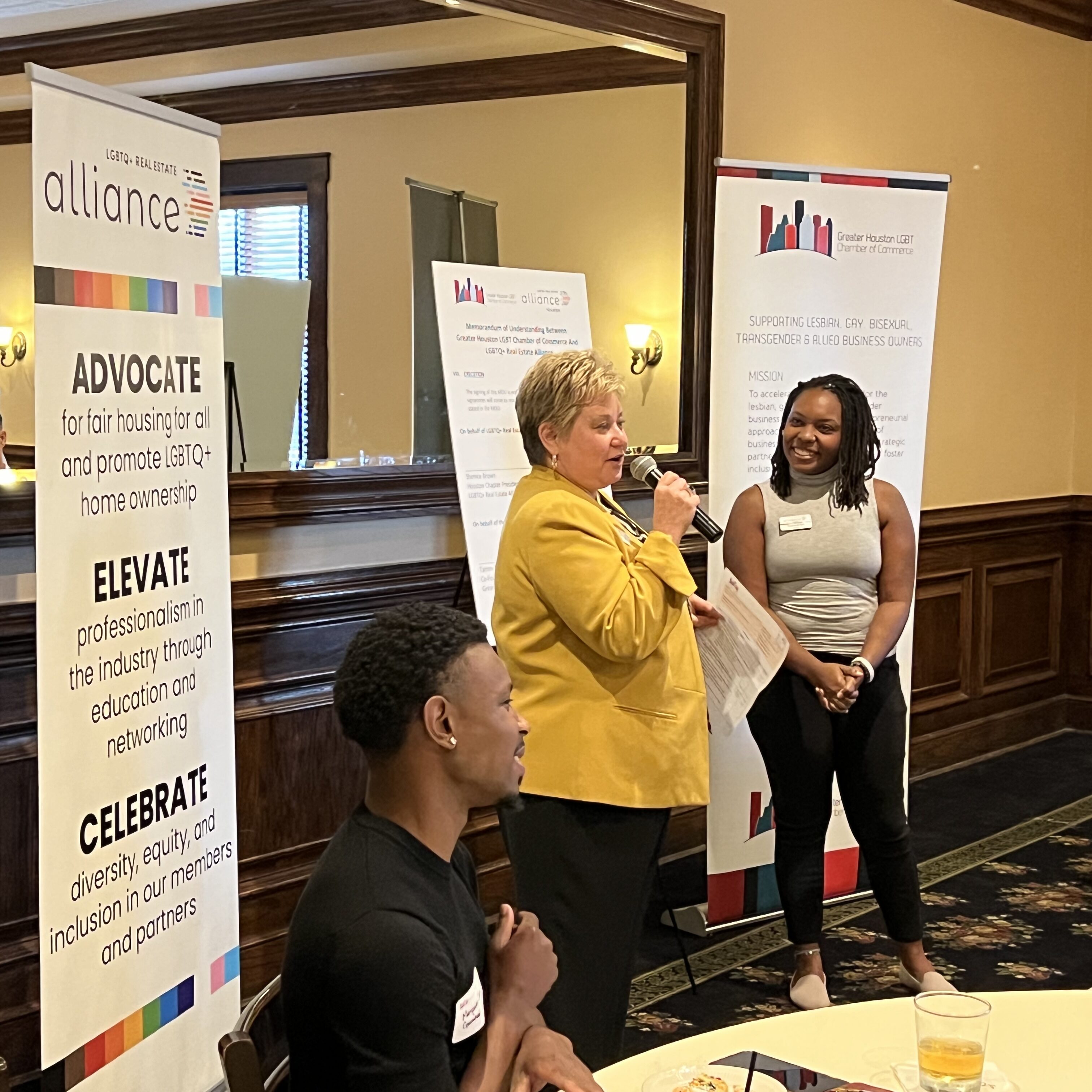 Photo Oct 04 2022, 6 01 01 PM